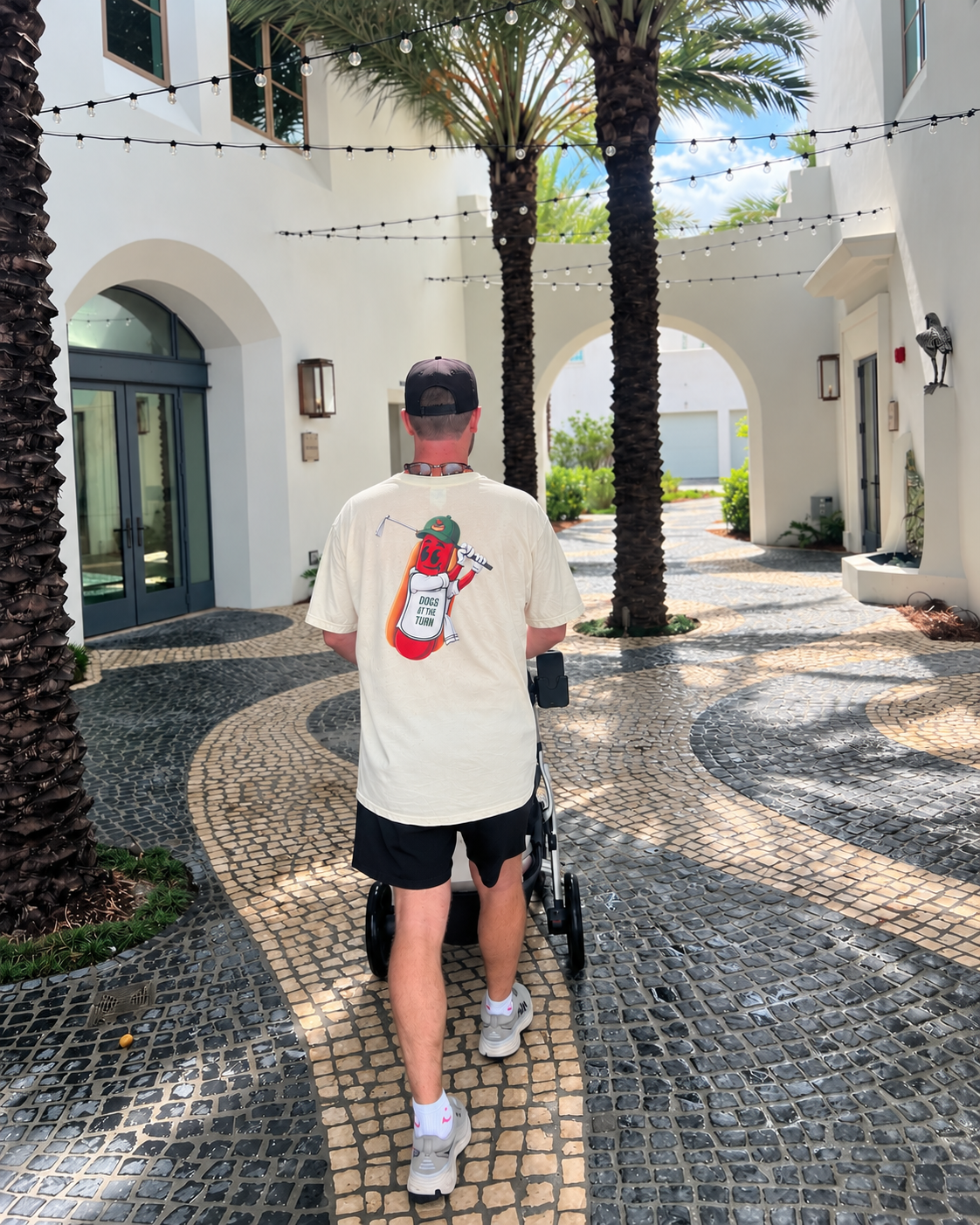 The Caddie Club Tee